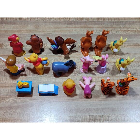 Huge Vintage Lot Of Disney Winnie The Pooh Figures Approx. 3" - Picture 7 of 14